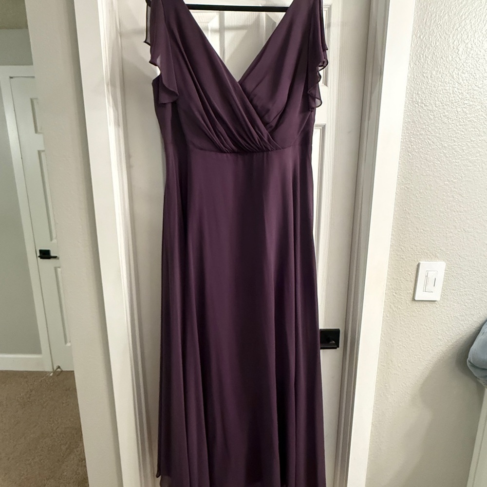 David’s Bridal Plum bridesmade dress